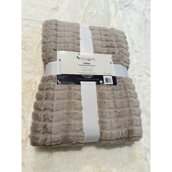 NEW Koolaburra By Ugg Chloe Faux Fur Throw Blanket 50” x 70” Brown (Various ) - Picture 5 of 9